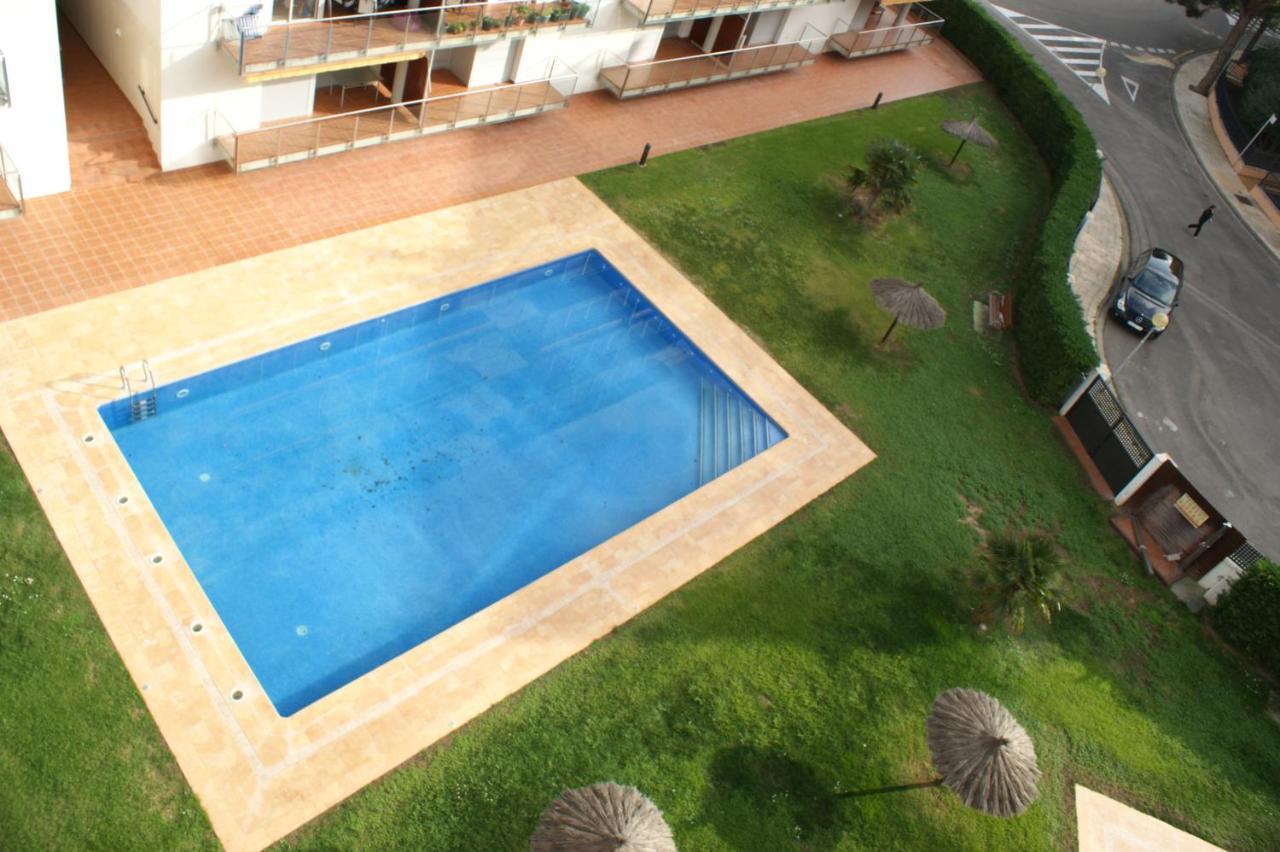Apartamento En Roses Con Parking Y Piscina Apartment Ngoại thất bức ảnh