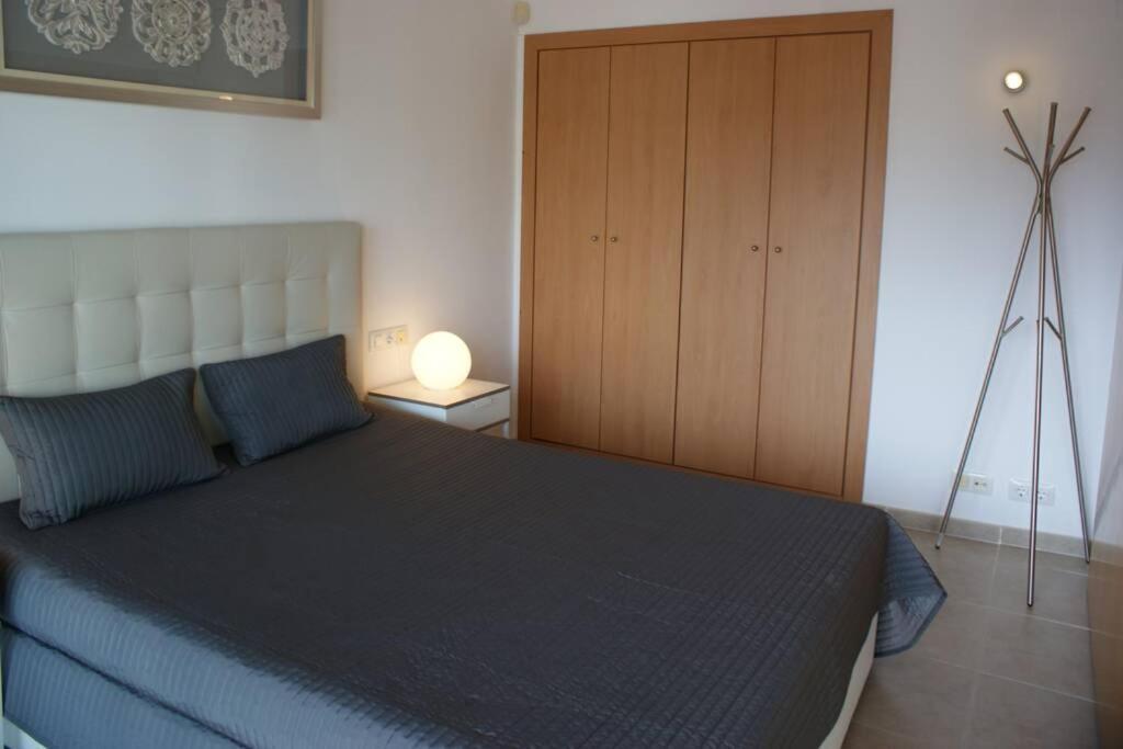 Apartamento En Roses Con Parking Y Piscina Apartment Ngoại thất bức ảnh